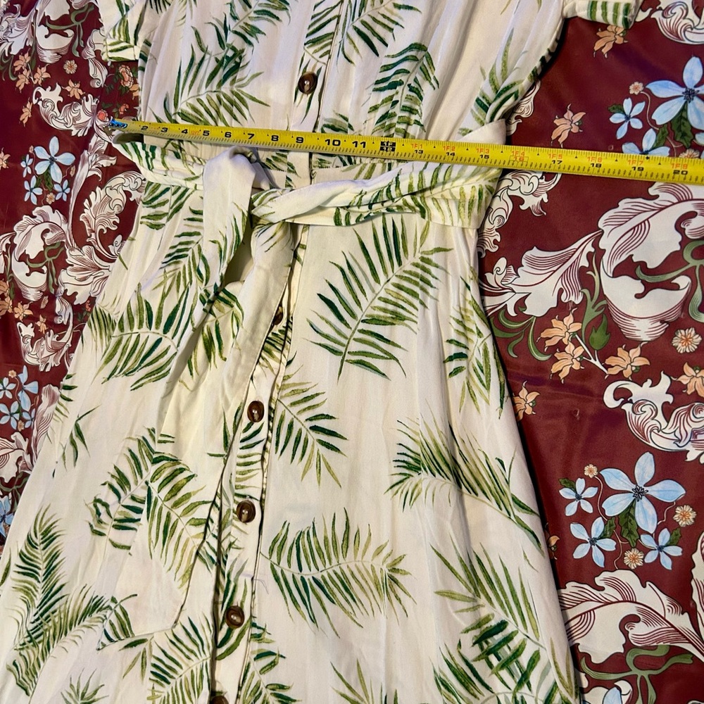 H&M Green Leaf Print Dress - Picture 8 of 11